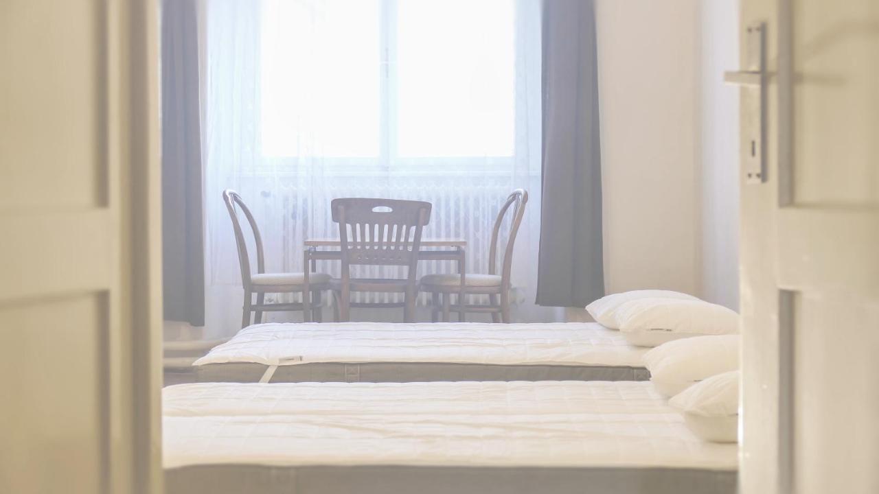 Nezamek Hotel Hartmanice  Bagian luar foto