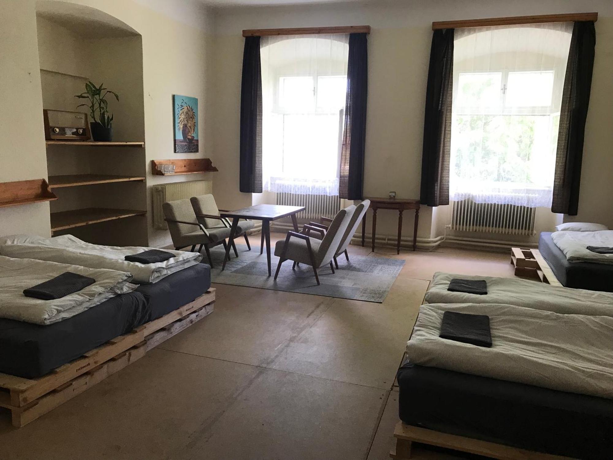 Nezamek Hotel Hartmanice  Bagian luar foto