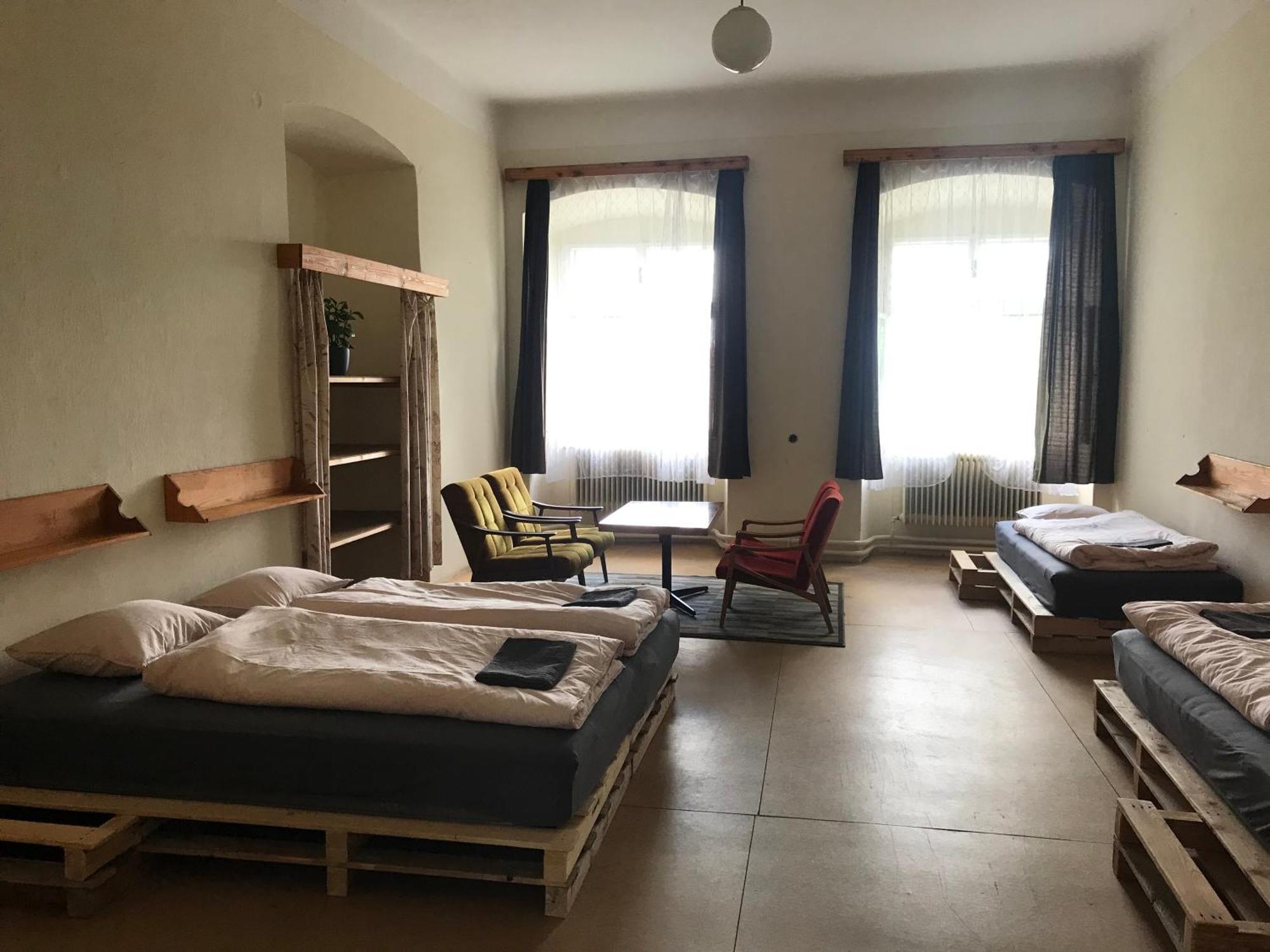 Nezamek Hotel Hartmanice  Bagian luar foto