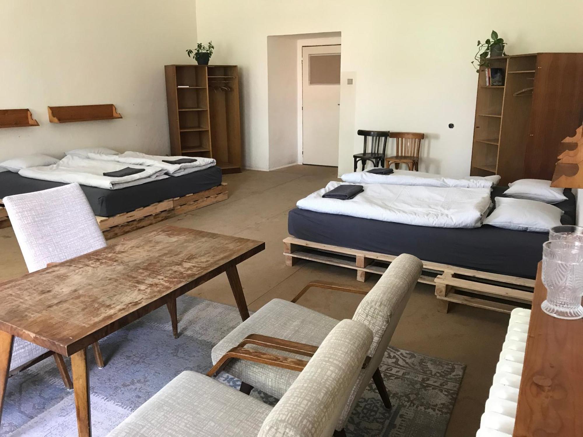 Nezamek Hotel Hartmanice  Bagian luar foto